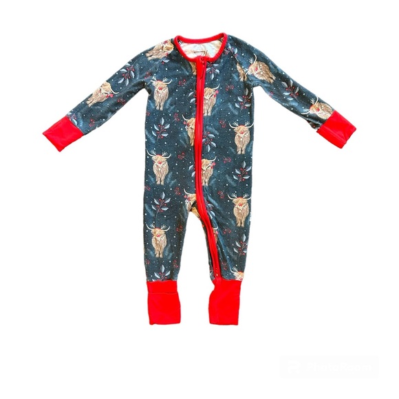 Fletch bamboo Bo-ho-ho highland cow Christmas footie zip pajamas 6-12 months - Picture 1 of 16
